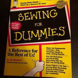 Sewing for Dummies book